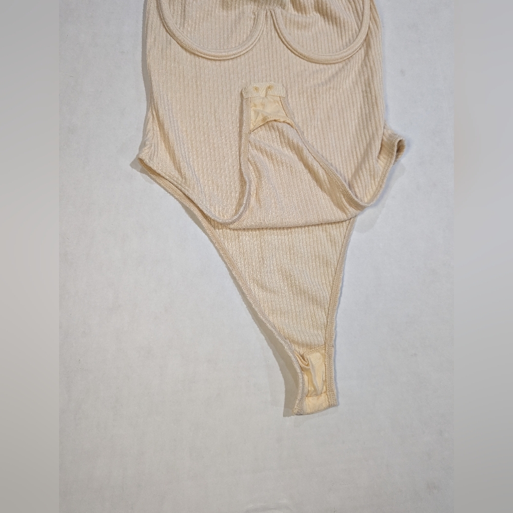 NASTY GAL Cream Ivory Ribbed Super Soft Underwire Bodysuit Size US2 EUR 34 *EUC - Picture 6 of 8